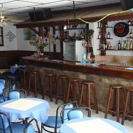 Theo * باناجيا